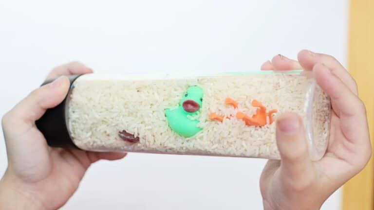 dinosaur sensory bottle hands hero.