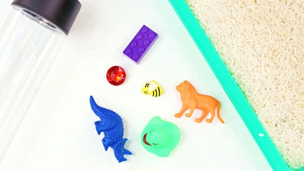 dinosaur sensory bottle supplies.