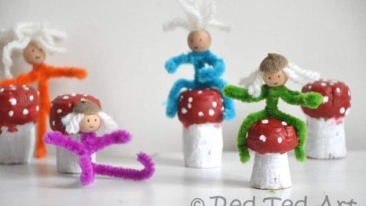 Pipe Cleaner People by Red Ted Art.